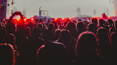 La era de las experiencias: el 40 % de los argentinos se endeudó para no perderse un show