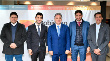 Cinco gobernadores armaron un frente electoral para saltar “la grieta”