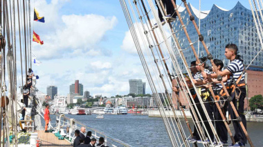 La Fragata Libertad arribó a Alemania
