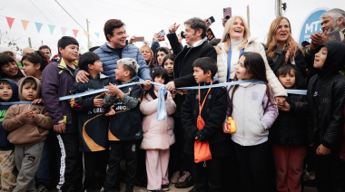 Kicillof chicaneó a Milei: “Vino a sacarse la foto, pero no se anima a caminar los barrios”
