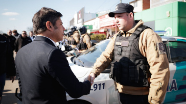 Kicillof encara un martes de gestión en el Conurbano oeste