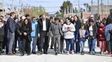 Kicillof supervisó el avance de obras hídricas y lamentó “el daño irracional” de Milei