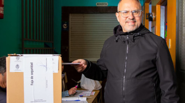 Mal domingo para Valenzuela: vapuleado en la primera y pírrica victoria en Tres de Febrero