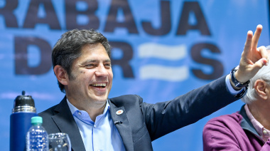 En modo campaña, Kicillof bajó línea y advirtió que “en octubre se juega el futuro del país”
