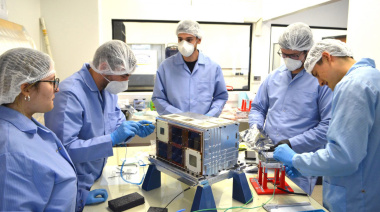 De la universidad pública a la NASA: el microsatélite que sobrevolará la Luna