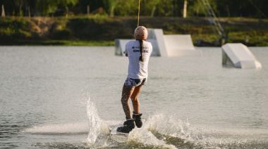 Destinos bonaerenses para vivir la adrenalina del wakeboard