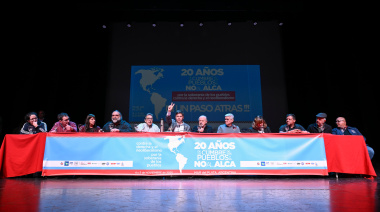 A 20 años del “No al ALCA”, Kicillof advirtió que “Argentina no es el patio trasero de nadie”