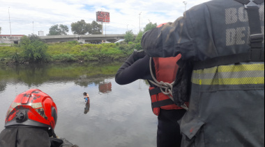 Villa Lugano: Rescataron a una mujer del Riachuelo que sufrió un brote psicótico