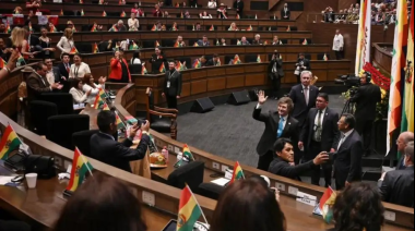 Javier Milei en Bolivia: acaparó la atención en la asunción de Rodrigo Paz Pereira