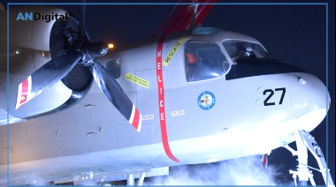 Un avión Tracker restaurado en homenaje a los veteranos de Malvinas