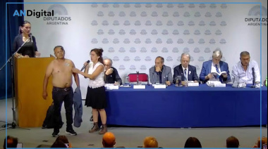 El PRO se despega de la performance del “hombre imán” en el Congreso