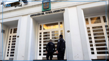 Allanan la sede de la AFA y 13 clubes por presunto lavado de dinero
