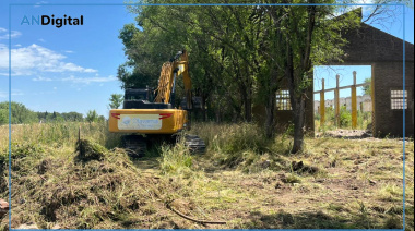Olavarría: intenso trabajo de limpieza en un predio fabril abandonado