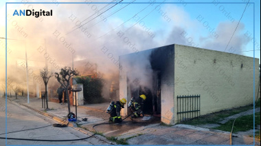 Cinco jóvenes salvaron a un vecino de morir entre las llamas en Coronel Pringles