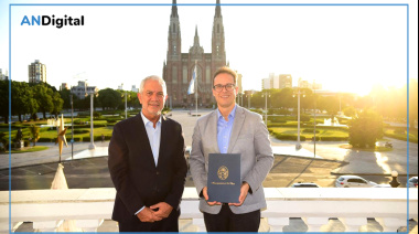 Leonardo García Alarcón distinguido como Huésped de Honor de La Plata