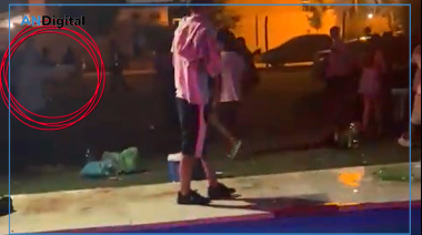 Un joven blandió un arma y empezó a los tiros en medio de una pool-party en Zárate