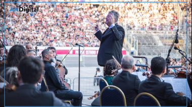 El director del Teatro Argentino brilló en concierto gratuito de Chile