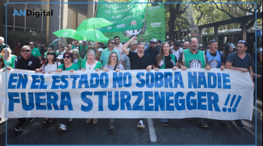 Alerta sindical por despidos estatales: “Es mentira que quieren ahorrar”