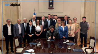 Euforia en el Gobierno por el riesgo país debajo de los 500 puntos