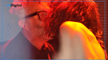 Sofía Gala deslumbró en Niceto con un show jugado y el beso a Fito Paez