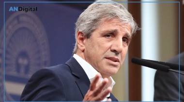 Caputo, eufórico con la Ley de Inocencia Fiscal: “Todos a llevar sus ahorros al banco”