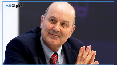 Sturzenegger exultante: ensalzó a un sindicalista y a la “gladiadora” Bullrich