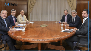 Reforma laboral: Caputo recibió al titular de la UIA y habló de “un nuevo modelo de país”