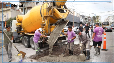 Intensos trabajos de bacheo en hormigón en el centro de Quilmes