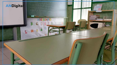 Ante los “magros salarios”, diputada reclamó un “debate profundo” sobre la realidad de los maestros