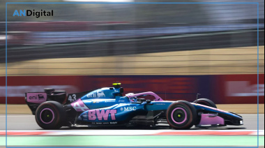 Colapinto terminó décimo en China y sumó su primer punto del año