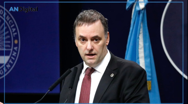 Tras la seguidilla de escándalos, reaparece un desafiante Adorni: “Contra todo”