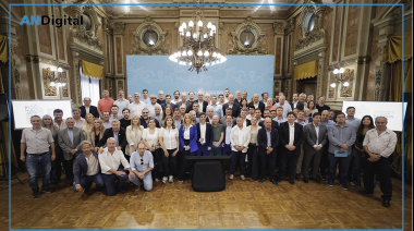 Kicillof reunió a intendentes y anunció medidas de alivio para los municipios