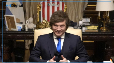 Milei arremetió contra “precarios” y “trasnochados” economistas