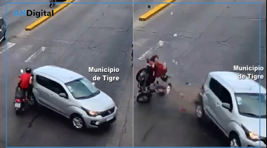Menor alcoholizado cruzó en rojo y con su moto chocó violentamente a un auto en Tigre