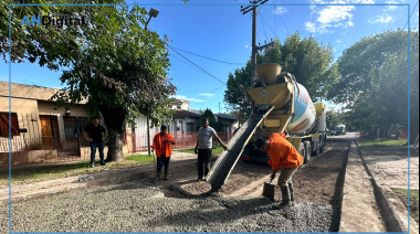 El Municipio de Brown avanza con pavimentos de hormigón en Longchamps
