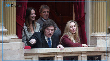 Javier Milei insultó a los periodistas al grito de “chorros” tras el informe de Manuel Adorni