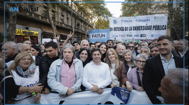 Kicillof en la marcha universitaria: “Milei está empecinado en destruir el futuro”