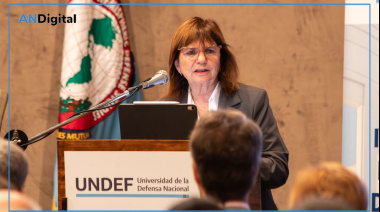 Bullrich comenzó su campaña en CABA: pisoteó a Adorni y apuntó contra Jorge Macri