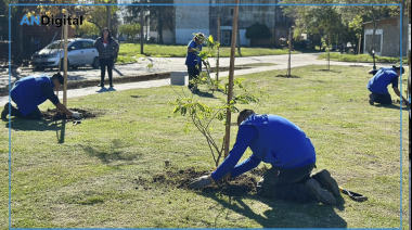 Almirante Brown: transformaron un terreno baldío en una plaza para los vecinos de Don Orione
