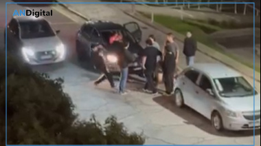 Lo empujaron en medio de una discusión de tránsito y terminó atropellado por un auto en Mar del Plata