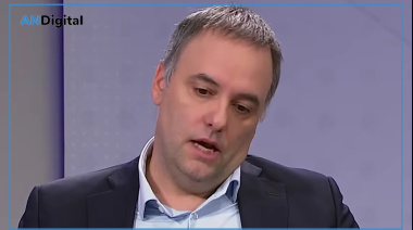 Adorni admitió haber ocultado medio millón de dólares en sus DDJJ: “Invertí fuerte en bitcoins”