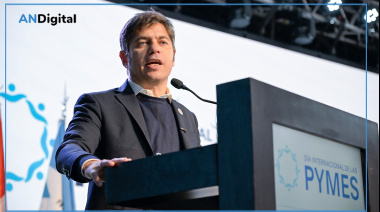 Kicillof cargó contra Milei y advirtió que su política económica “destruye empleo y empresas”