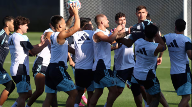 Messi arranca en el banco ante Jordania y Scaloni mueve el equipo