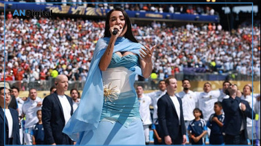 María Becerra abrió la final del Mundial 2026 con una escena que recorrió redes