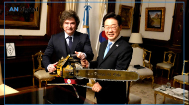 Milei le mostró la motosierra al presidente de Corea del Sur: “Complementariedad”