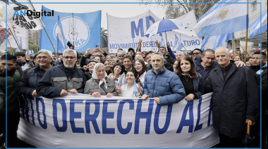 Axel Kicillof marchó contra la Ley de Propiedad Privada: “Milei quiere vender nuestro territorio”