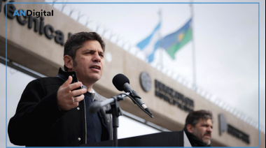 Kicillof inauguró obras educativas en Hudson y resaltó los “dos modelos de gestión antagónicos”