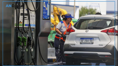 Escándalo: denuncian a Luis Caputo por desviar el impuesto a los combustibles hacia la “timba financiera”