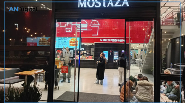 Conmoción en Mostaza de La Plata: murió un hombre mientras cenaba con su mujer