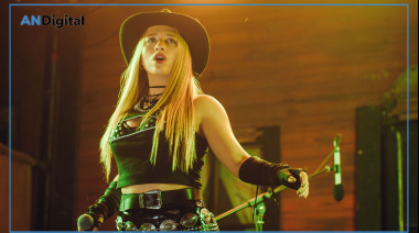 Con clásico de La Renga incluido, Wayra Iglesias presentó su primera Live Session